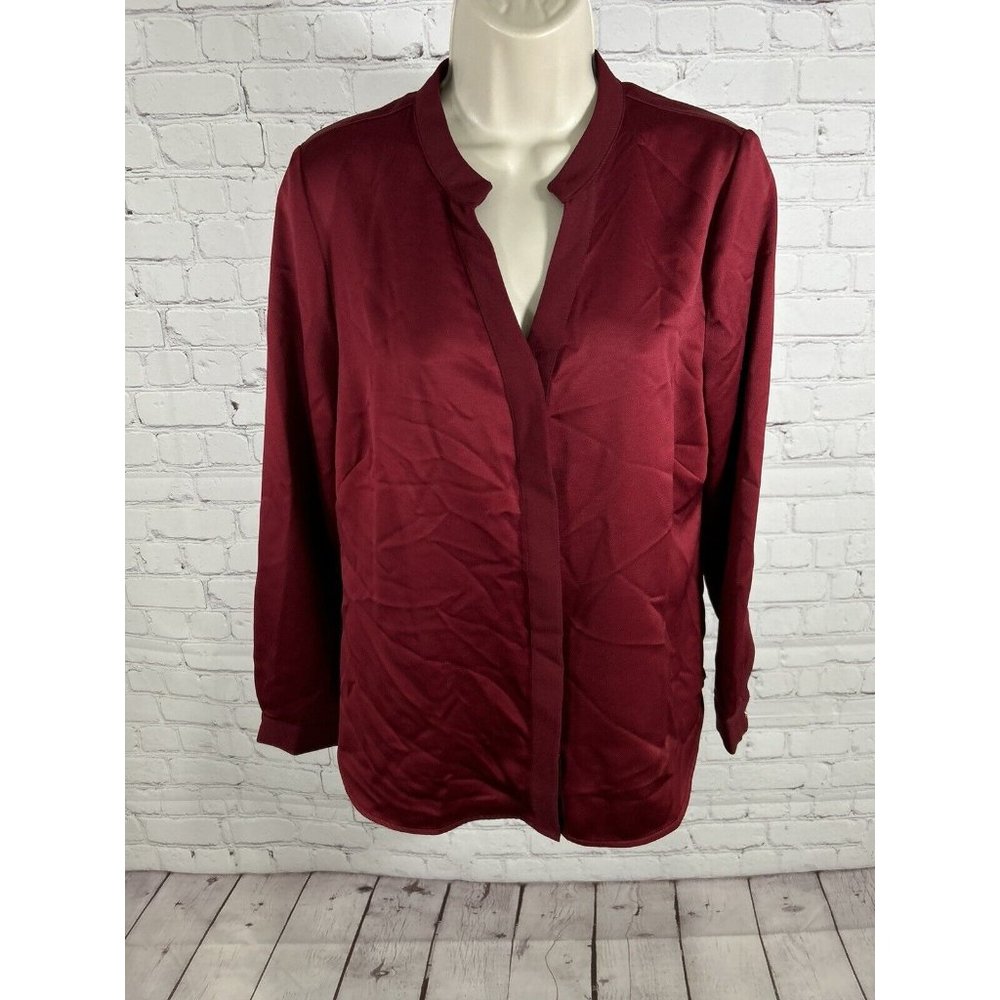 Elizabeth & Clarke Red 100% Unstainable Vegan Silk Long Sleeve Button Up 6